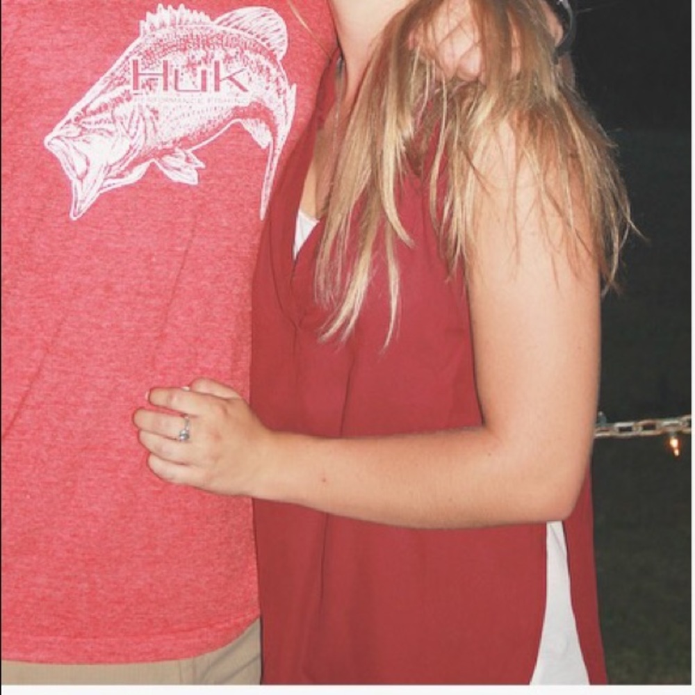 Maroon Tank - Picture 3 of 3